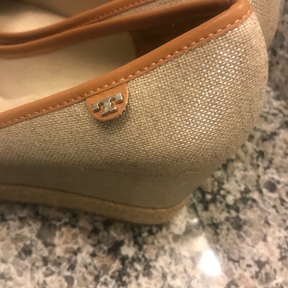New Tory Burch Majorca Canvas Wedge size 9 = 39 - Picture 6 of 8